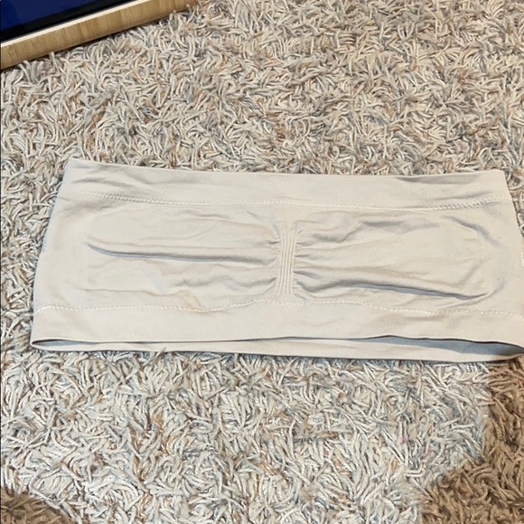 Bando - Picture 1 of 1